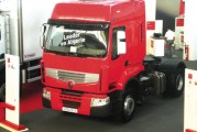 <span style='font-weight:300;'>RENAULT TRUCKS</span><br/>Le maintien, jusqu’à quand ?