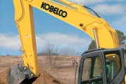 <span style='font-weight:300;'>Distribution</span><br/>Kobelco bientôt en Algérie