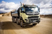 <span style='font-weight:300;'>Volvo Trucks lance 5 nouveautés dans la gamme construction</span><br/>Volvo Dynamic Steering pour essieux avant doubles