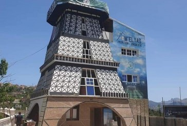 Arrêt sur image vue sur le réseau tweeter : une maison pas comme les autres