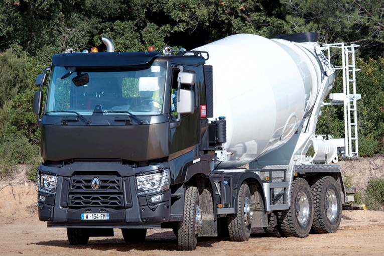 renault-trucks_construction_range_1